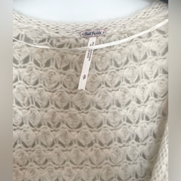 Free People Cream Crashing Waves Pullover Sweater Size Small NWT - Picture 7 of 9